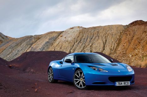 Lotus evora wallpaper
